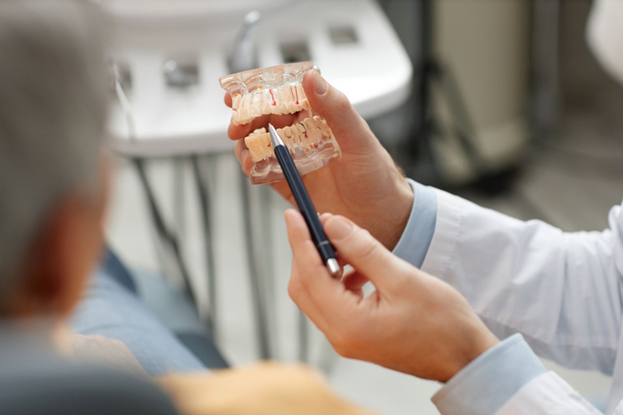 Behandlung schiefer Zähne in Bremen